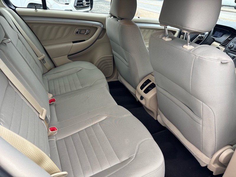 Ford Taurus SE FWD 2019