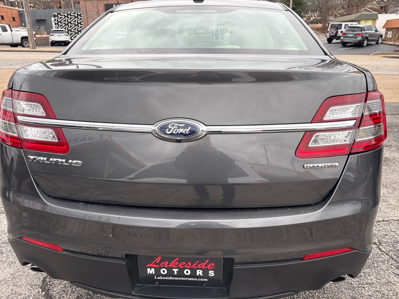Ford Taurus SE FWD 2019
