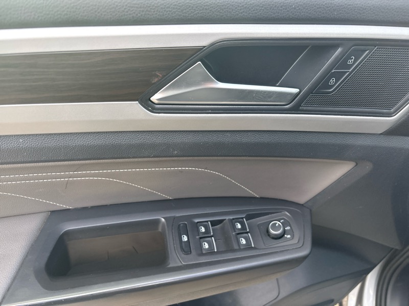 Volkswagen Atlas 2.0T SE FWD 2022