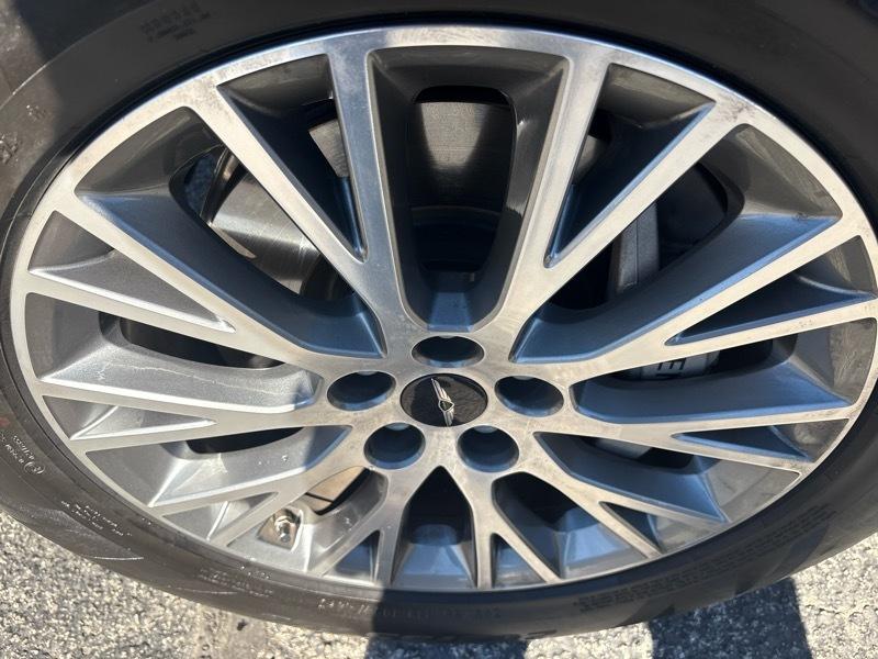 Genesis GV80 2.5T Standard AWD 2025