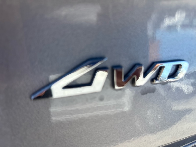 Genesis GV80 2.5T Standard AWD 2025