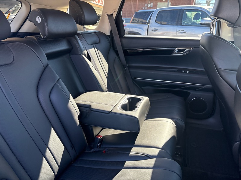 Genesis GV80 2.5T Standard AWD 2025