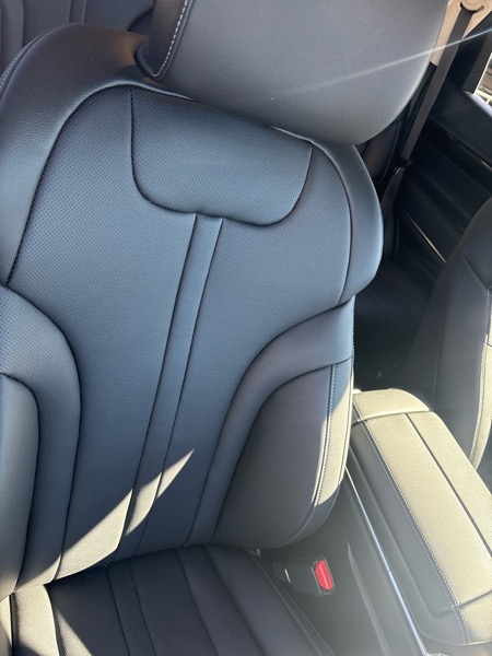 Genesis GV80 2.5T Standard AWD 2025