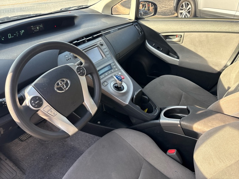 Toyota Prius 5dr HB Persona Series Special Edition (Natl) 2015