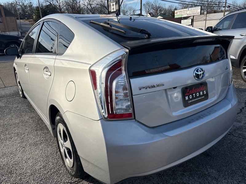 Toyota Prius 5dr HB Persona Series Special Edition (Natl) 2015
