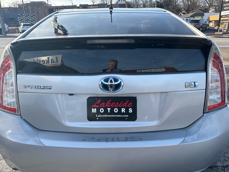 Toyota Prius 5dr HB Persona Series Special Edition (Natl) 2015