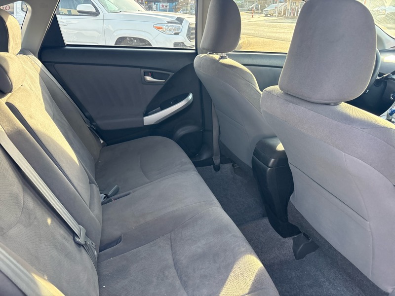 Toyota Prius 5dr HB Persona Series Special Edition (Natl) 2015