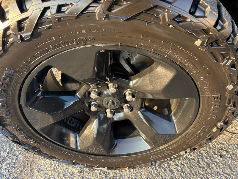 RAM 1500 Big Horn/Lone Star 4x4 Crew Cab 5'7" Box 2019