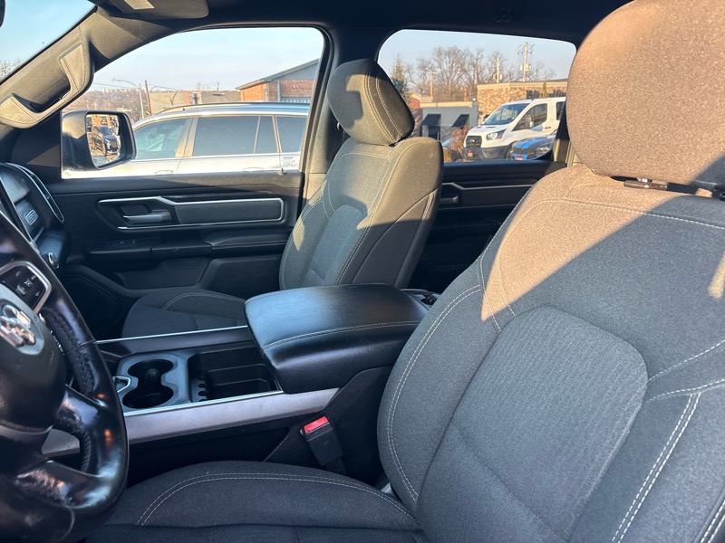 RAM 1500 Big Horn/Lone Star 4x4 Crew Cab 5'7" Box 2019