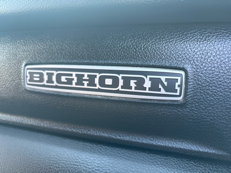 RAM 1500 Big Horn/Lone Star 4x4 Crew Cab 5'7" Box 2019