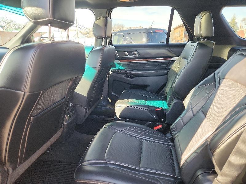 Ford Explorer 4WD 4dr Platinum 2016