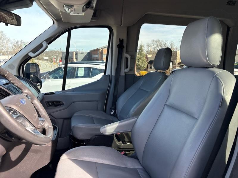 Ford Transit Wagon T-150 130" Med Roof XLT Sliding RH Dr 2016