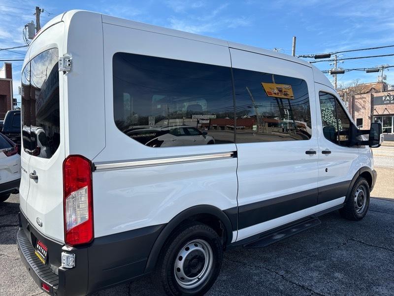 Ford Transit Wagon T-150 130" Med Roof XLT Sliding RH Dr 2016