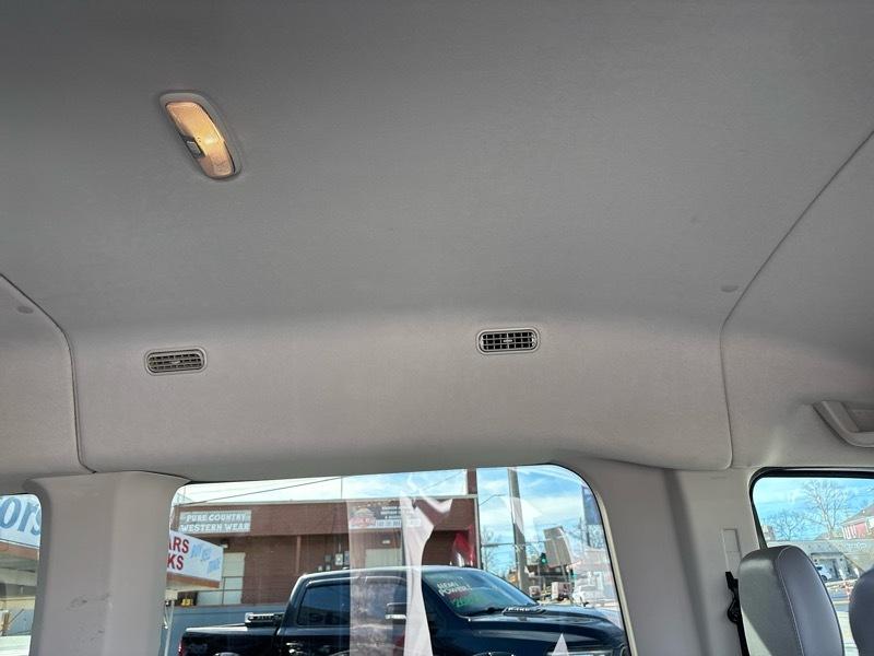 Ford Transit Wagon T-150 130" Med Roof XLT Sliding RH Dr 2016