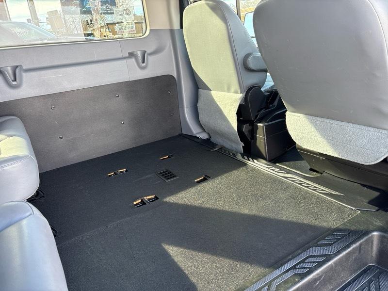 Ford Transit Wagon T-150 130" Med Roof XLT Sliding RH Dr 2016