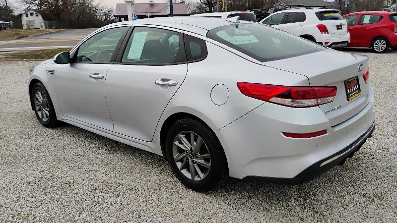 Kia Optima  2019