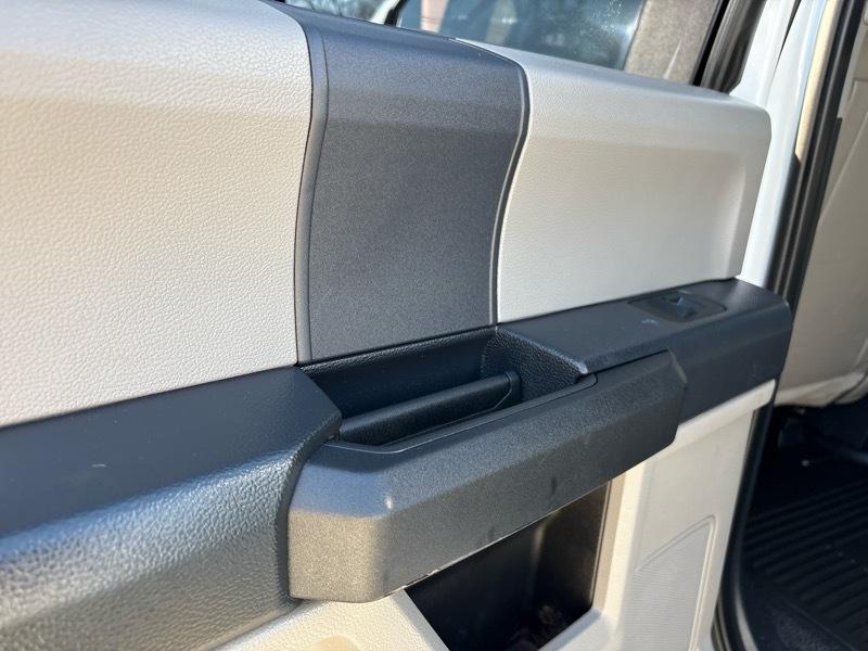 Ford Super Duty F-250 SRW 4WD Crew Cab 156" XL 2022