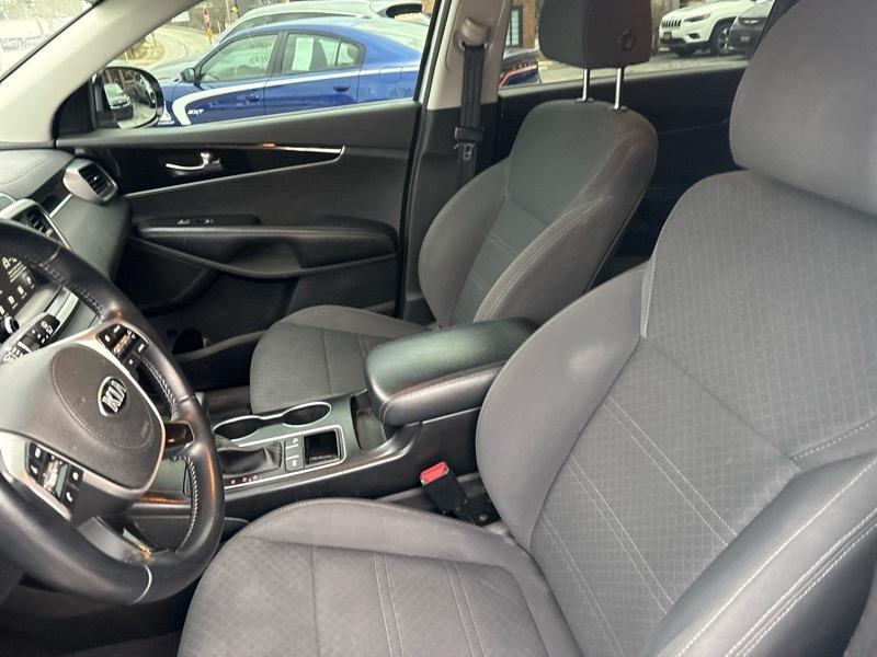 Kia Sorento LX FWD 2020