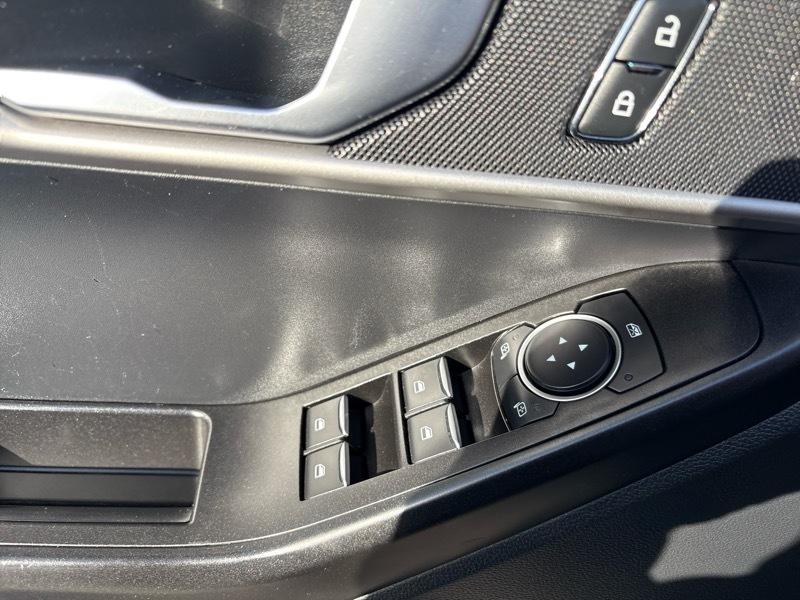 Ford Explorer Base RWD 2021