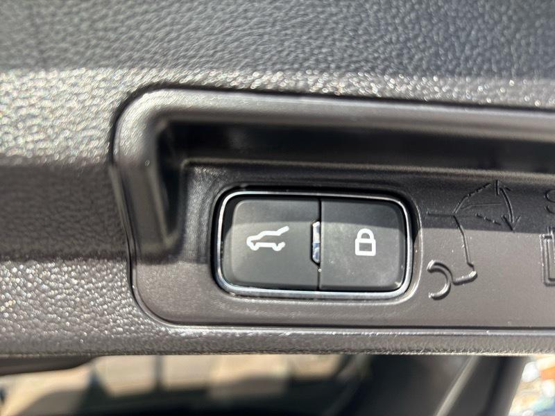 Ford Explorer Base RWD 2021