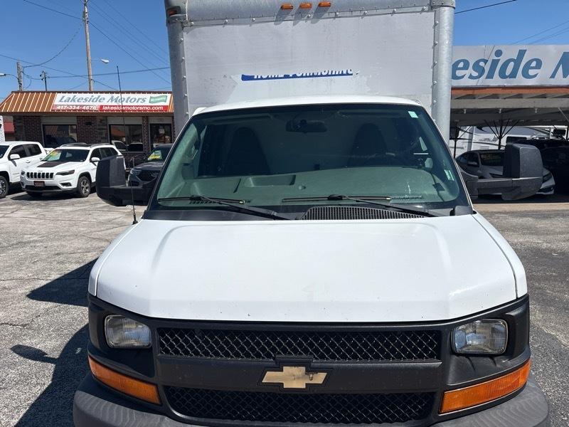 Chevrolet Express Commercial Cutaway 3500 Van 159" 2017