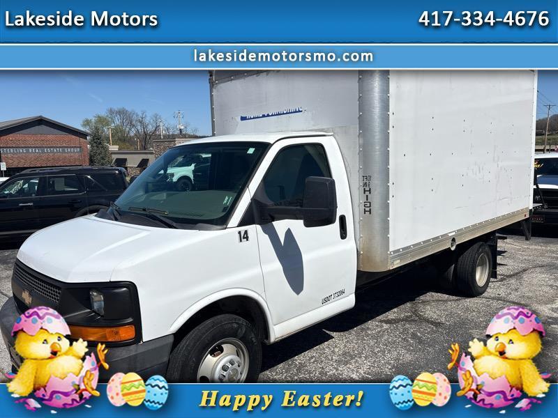 2017 Chevrolet Express Commercial Cutaway 3500 Van 159"