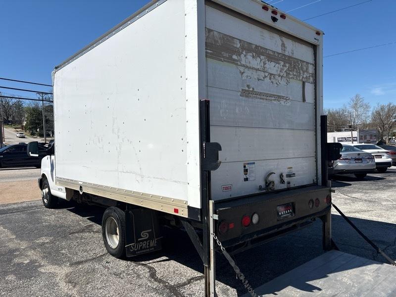 Chevrolet Express Commercial Cutaway 3500 Van 159" 2017