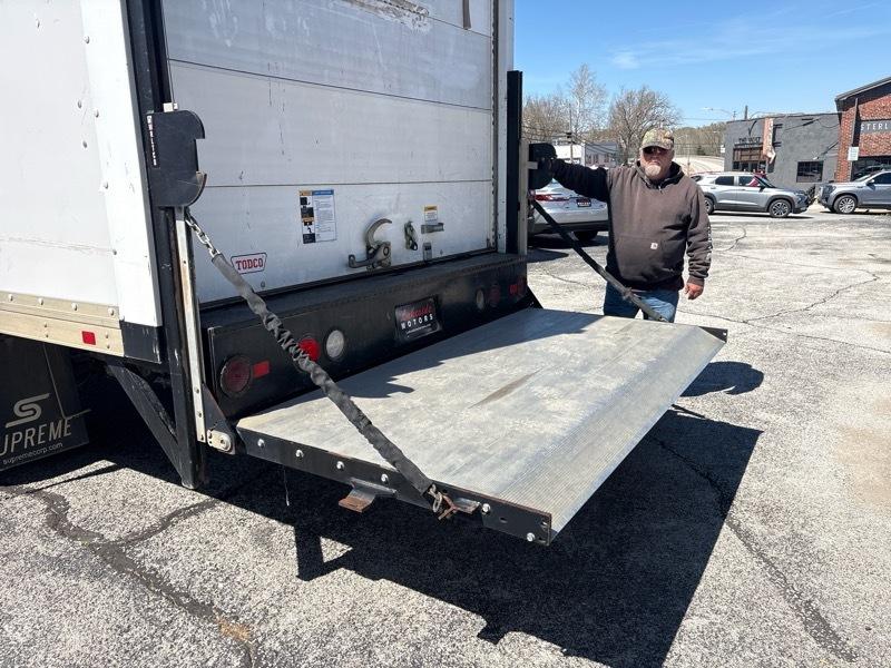 Chevrolet Express Commercial Cutaway 3500 Van 159" 2017