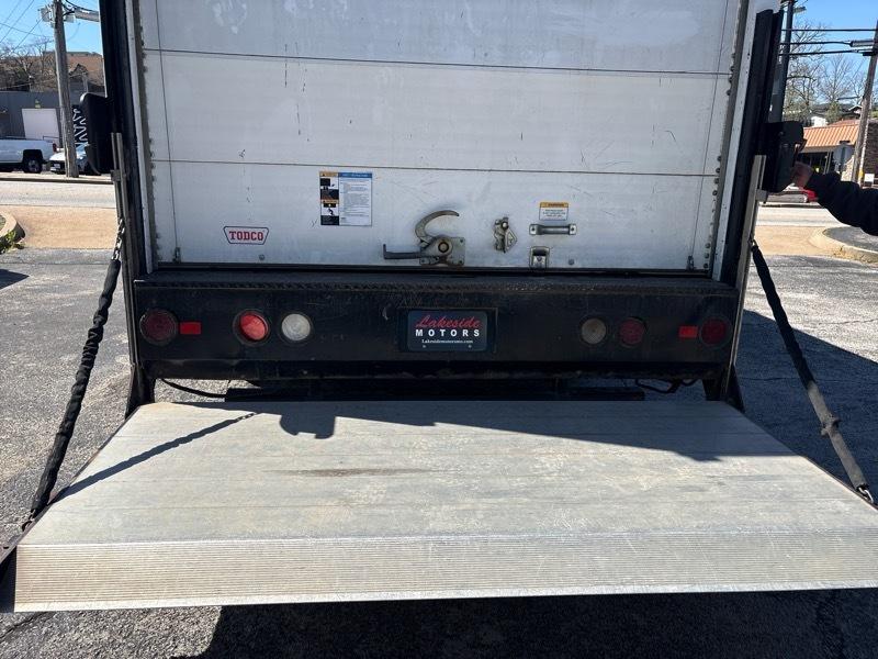 Chevrolet Express Commercial Cutaway 3500 Van 159" 2017