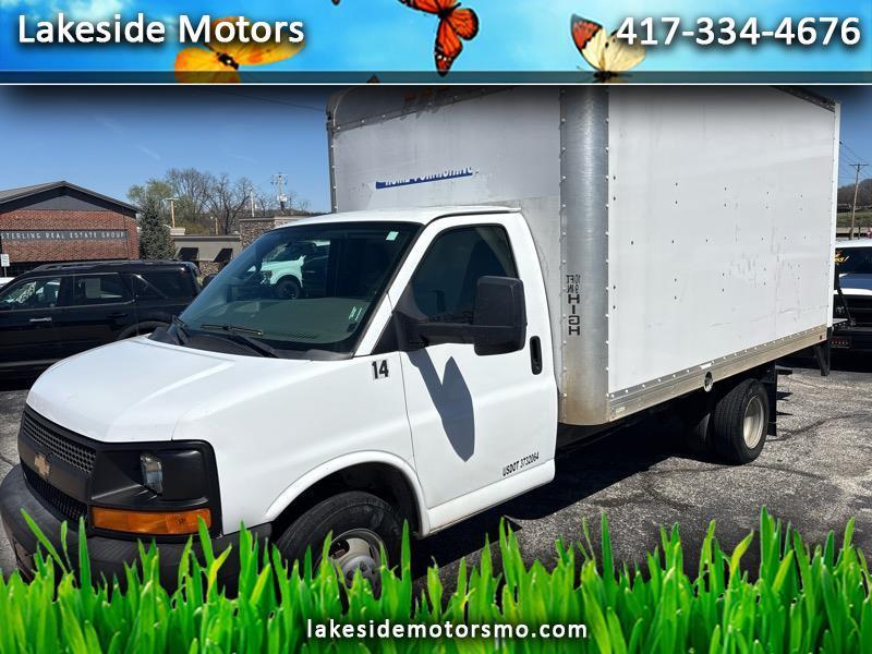 2017 Chevrolet Express Commercial Cutaway 3500 Van 159"