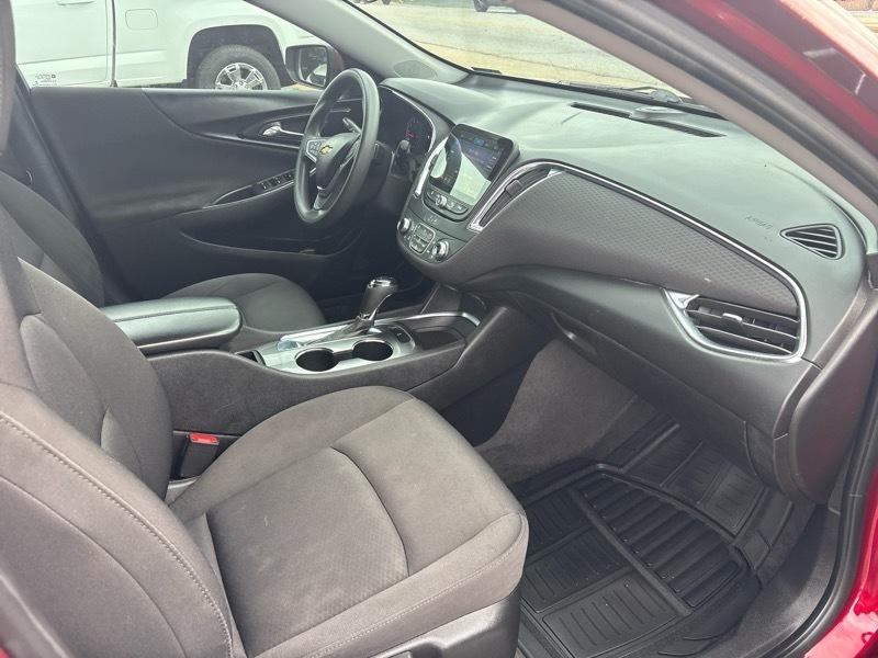 Chevrolet Malibu 4dr Sdn LT 2020