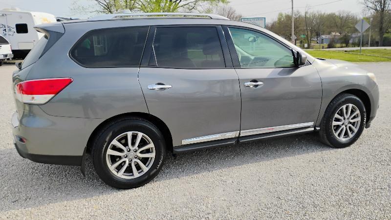 Nissan Pathfinder 2WD 4dr SL 2015