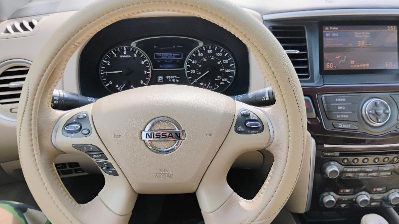 Nissan Pathfinder 2WD 4dr SL 2015