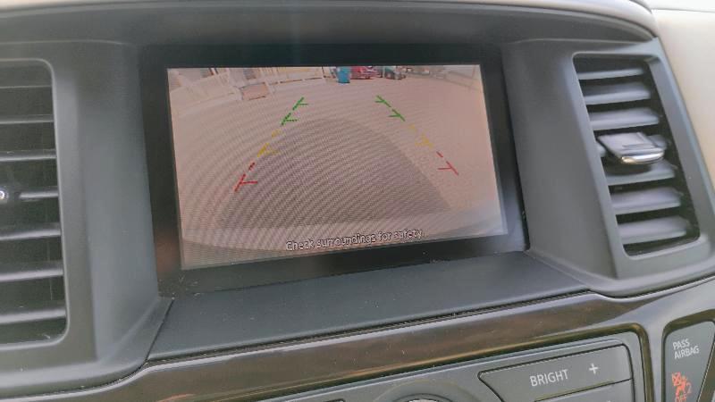 Nissan Pathfinder 2WD 4dr SL 2015