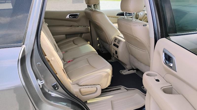 Nissan Pathfinder 2WD 4dr SL 2015