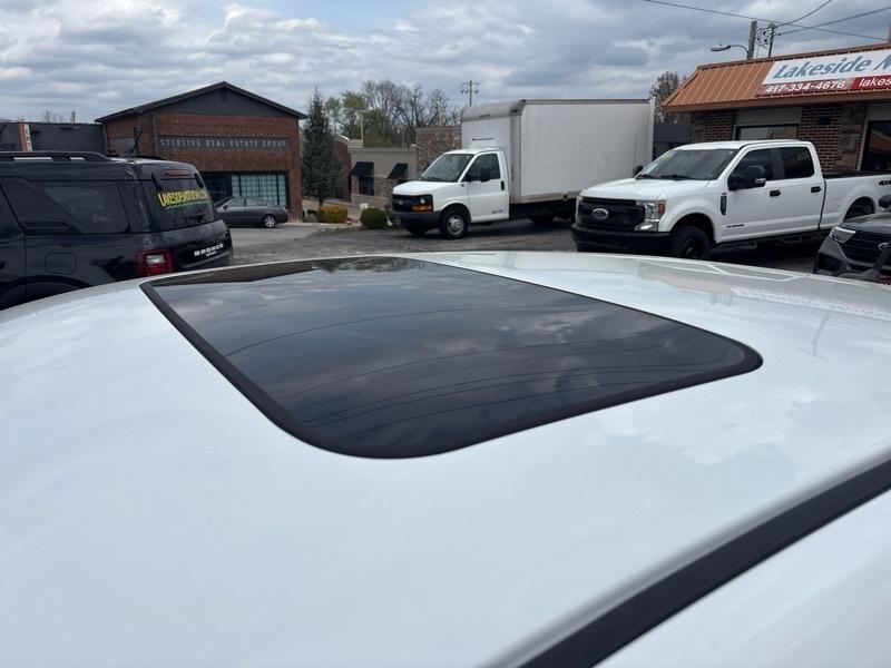 Chrysler 200 4dr Sdn Limited 2012