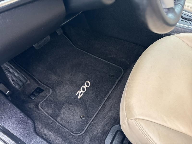 Chrysler 200 4dr Sdn Limited 2012