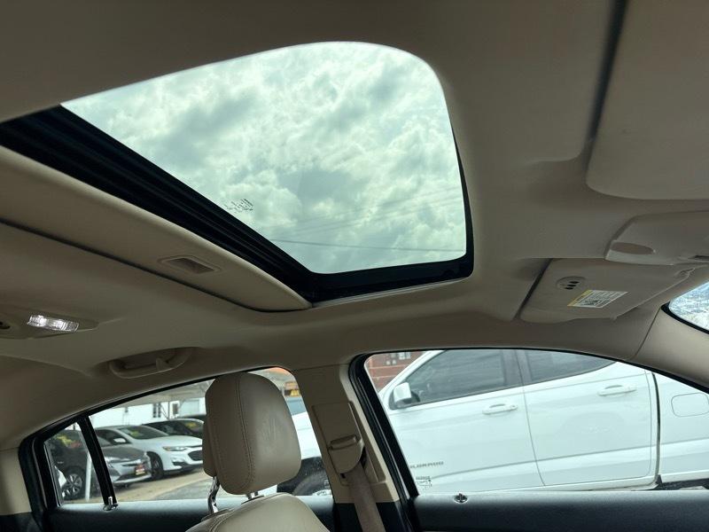 Chrysler 200 4dr Sdn Limited 2012