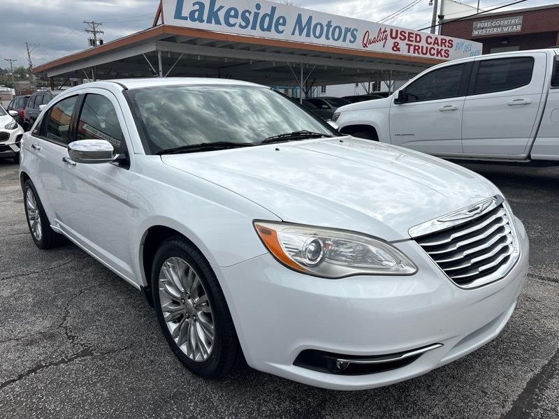 Chrysler 200 4dr Sdn Limited 2012