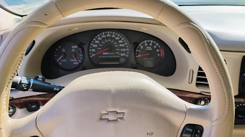 Chevrolet Impala 4dr Sdn LS 2004