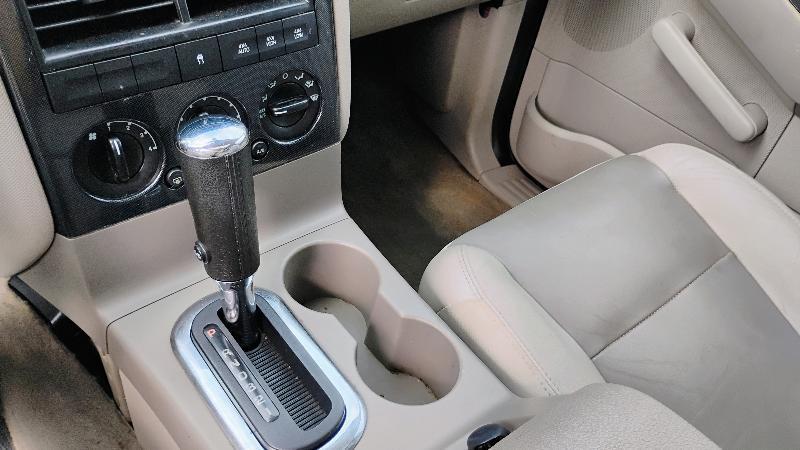Ford Explorer 4WD 4dr V6 XLT 2007