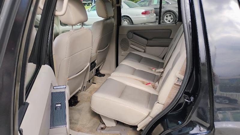 Ford Explorer 4WD 4dr V6 XLT 2007