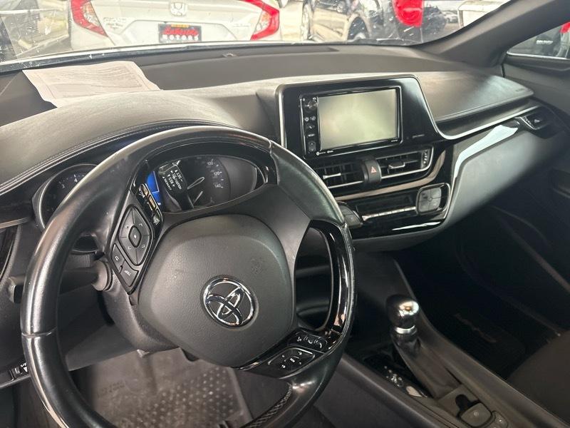 Toyota C-HR XLE FWD (Natl) 2018