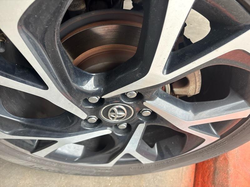 Toyota C-HR XLE FWD (Natl) 2018