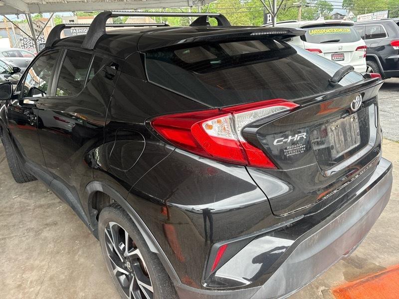 Toyota C-HR XLE FWD (Natl) 2018