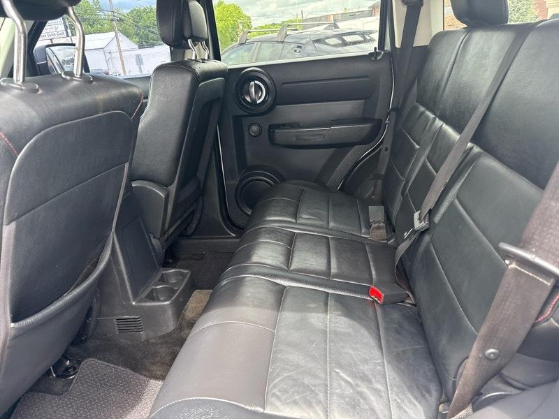 Dodge Nitro 2WD 4dr Heat 2011