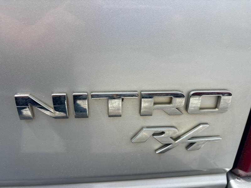 Dodge Nitro 2WD 4dr Heat 2011