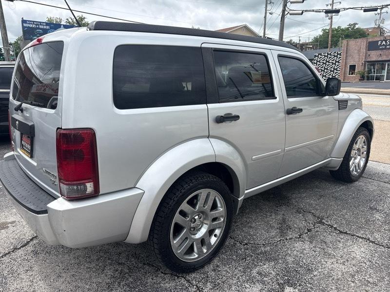 Dodge Nitro 2WD 4dr Heat 2011