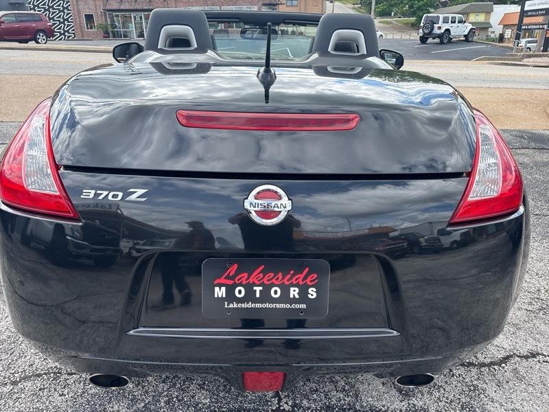 Nissan 370Z 2dr Roadster Manual Touring 2013