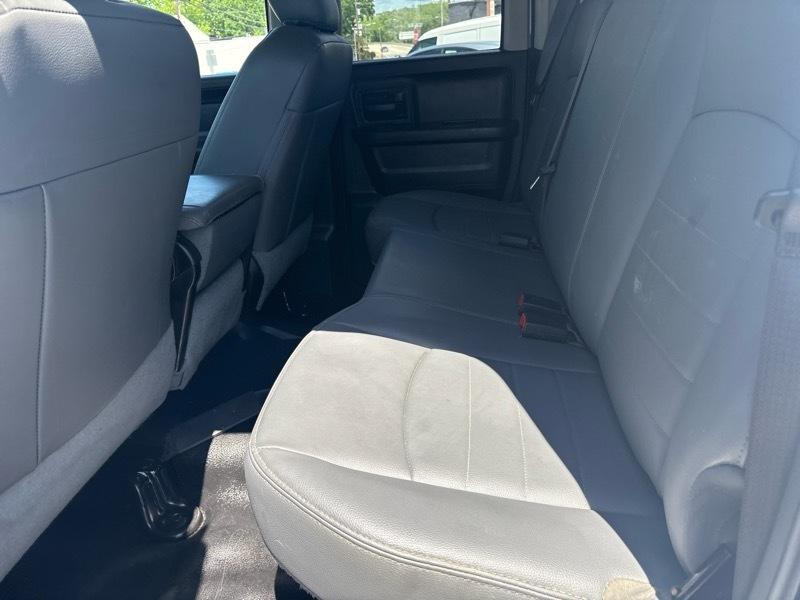 RAM 1500 Classic Tradesman 4x2 Quad Cab 6'4" Box 2019